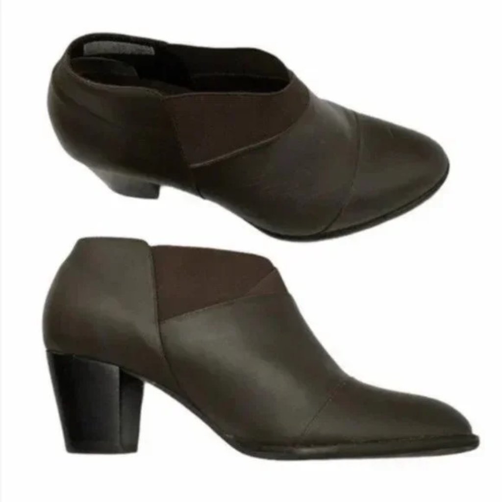 Vionic Point Ankle Booties